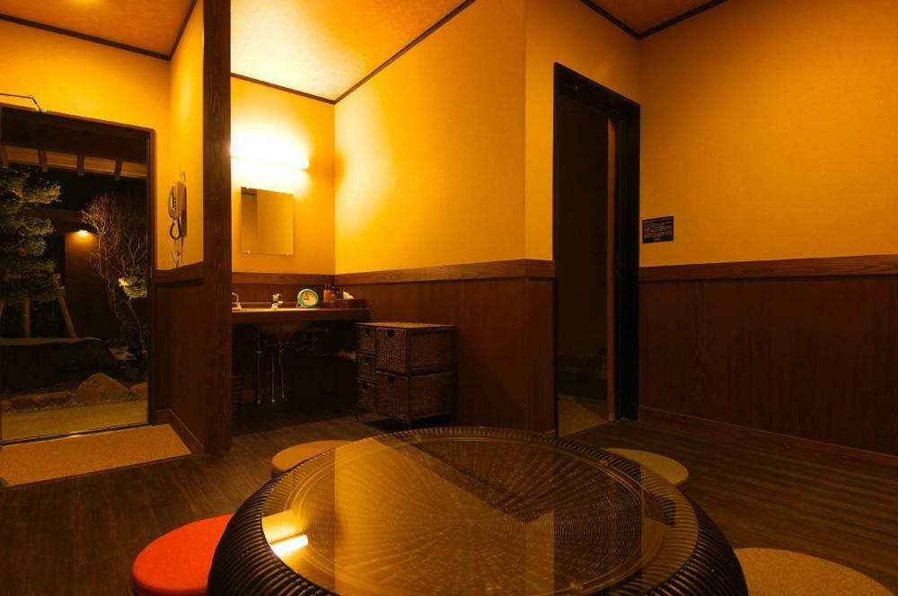 Hotakasou Club Hostel Takayama  Exterior photo